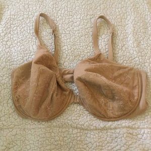 Victoria secret nude front clasp bra